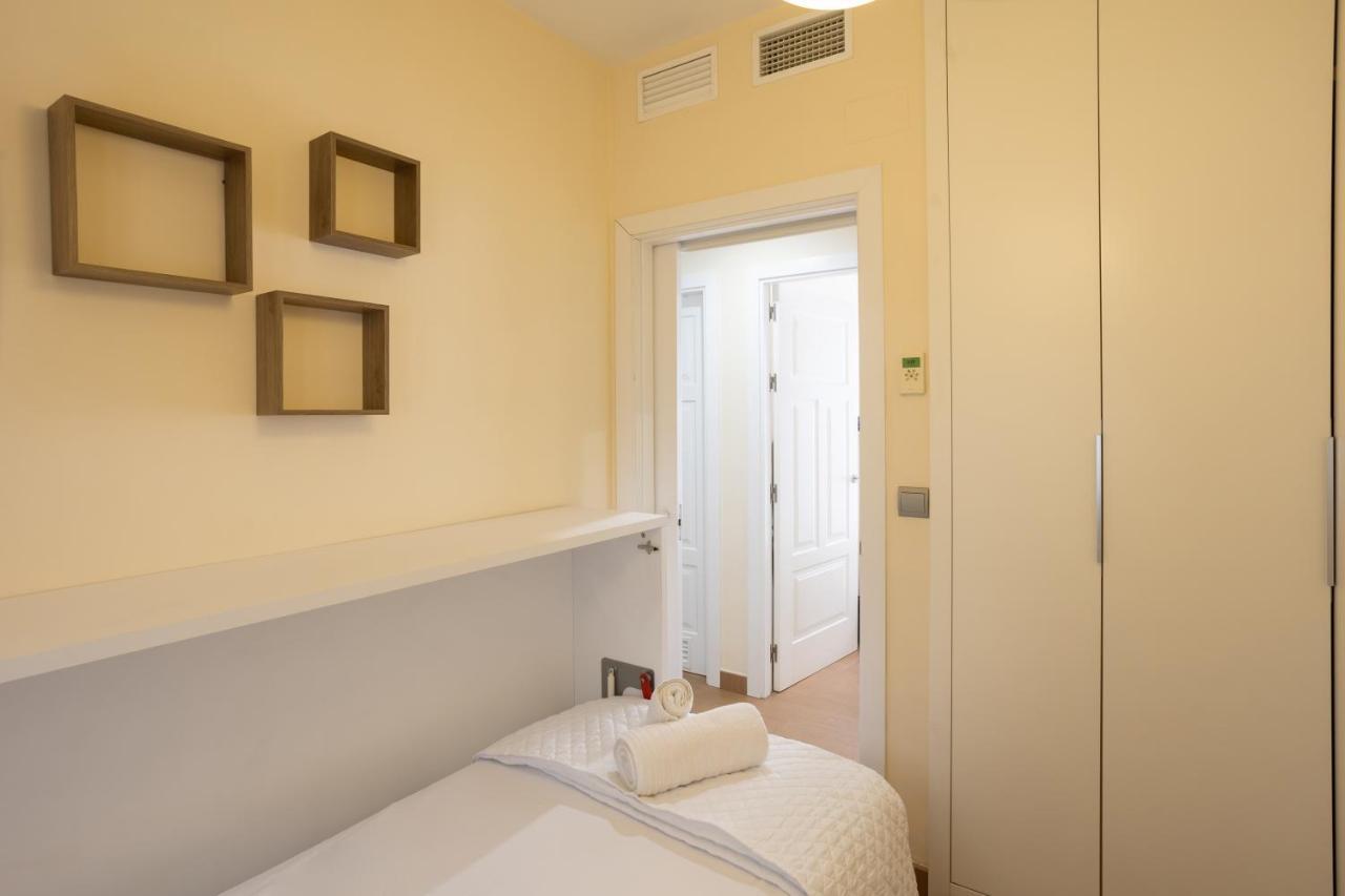 Sol Sevilla Urban Apartment Sevilha Exterior foto